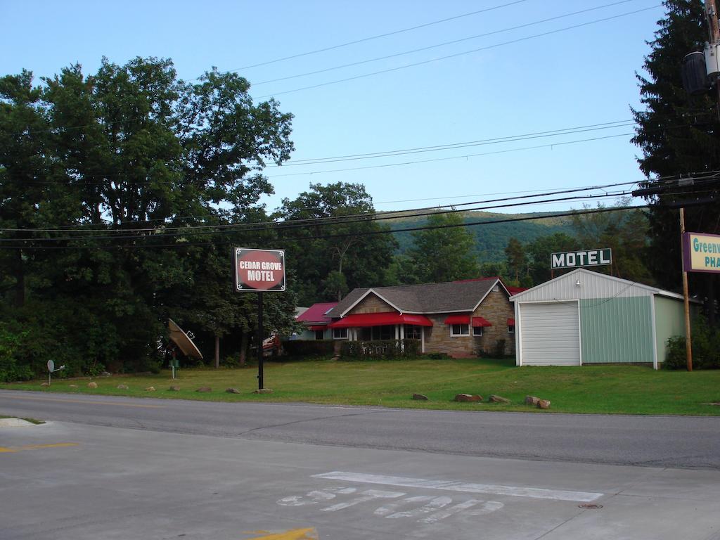 Cedar Grove Motel Алтуна Екстериор снимка
