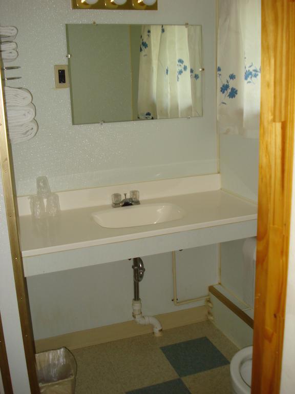 Cedar Grove Motel Алтуна Стая снимка