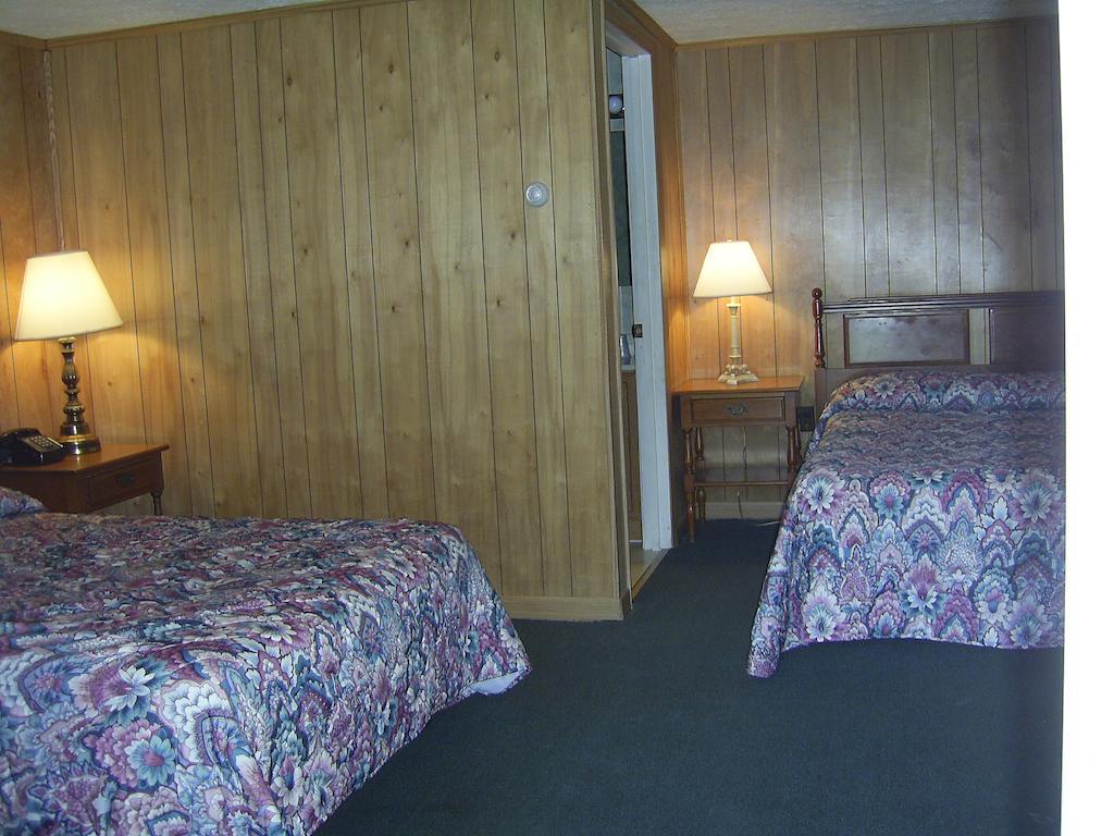 Cedar Grove Motel Алтуна Стая снимка